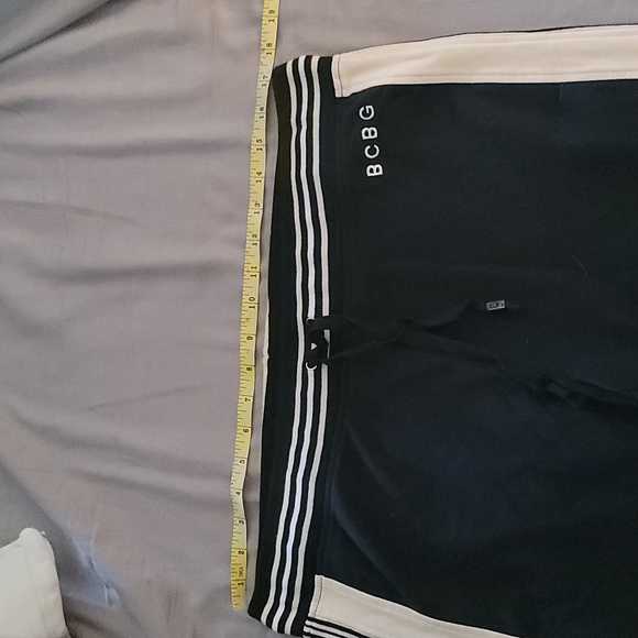 STUNNING BCBG black trackpants with side stripes - Picture 9 of 11
